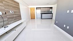 Apartamento Com 02 Quartos Sendo 01 Suíte Máster Com Closet E Móveis Projetados No Jardim