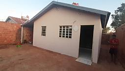 Casa Com Sobra De Terreno - Oportunidade