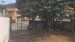 Casa De 2 Dormitórios Próximo A Av. Juca Batista