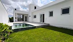 Casa 3 Suítes Piscina Aquecida 308M² No Centro De Criciúma Aceita Permuta Parcela Direto 