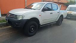 Mitsubishi L200 Triton Hpe 3.2 Cd Tb Int.diesel Mec 2013