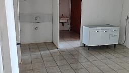 Aluga-Se Apartamento Com 02 Quartos