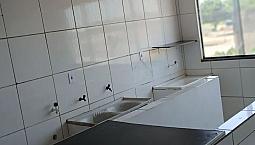 ? Aluga-se Apartamento 2 Quartos - Na 118  Próximo Ao Brt!  $950,00<br>