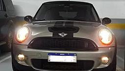 Mini Coopers 2010