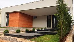 Casa De Luxo Em Condomínio 