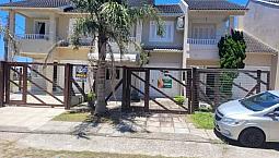 Lindo Sobrado C/ 3 Dormitórios Junto Ao Mar.