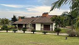 Ampla Casa Com 300M² Em Terreno De 2.400M² - Rio Bonito - Braço Do Norte - Sc