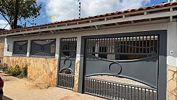 Casa Em Ótimo Estado (6 Suítes E Club De Lazer)