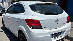 Chevrolet Onix Hatch Lt 1.4 8V Flex Power Mec. 4P 2014
