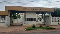 Apartamento 2/4 Em Condomínio Fechado 
