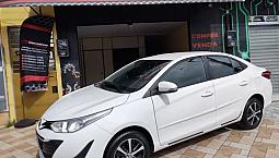 Yaris Xs Sedã(2019)Automático Completo. Providência Veículos