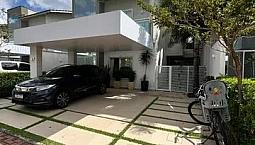 Casa Para Locação 100% Projetada Com Deck Gourmet Em Condomínio No Eusébio 