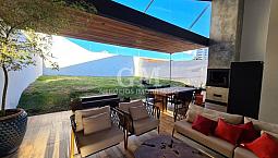 Linda Casa Térrea No Centro De Campo Grande - Alto Padrão!