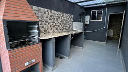 Itaipava (Centro) - Casa Com 2 Quartos, 3 Vagas. Oportunidade Única!