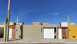Casa Com 2/4 Em Extremoz, Moinho Dos Ventos, Doc. Zero.