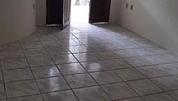 Aluga-Se Apartamento Em Frente Ao Relógio Das Flores 