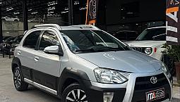 Toyota Etios Cross 1.5 Flex 16v 5p Mec. 2015