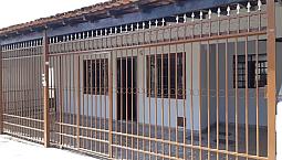 Aluga-Se Casa Na Qe 09 Guará I Df