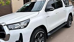 Toyota Hilux Cd Sr 4X4 2.8 Tdi Diesel Aut. 2022