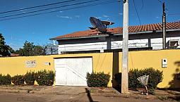 Aluga Casa 1006 Sul 