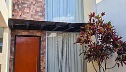 Casa  Arniqueira - 03 Quartos - R$ 5.800,00 Aluguel + R$ 200,00 Condomínio 
