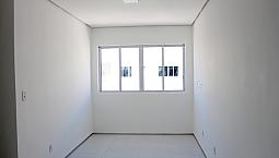 (2498) Apartamento Padrão Na Zona Leste