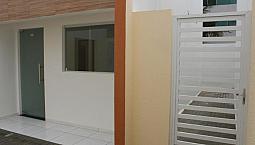 Alugo Casa