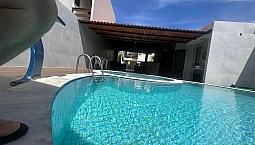 Alugo Um Casa Duplex Em Condomínio Fechado