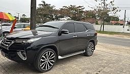 Toyota Hilux Sw4 Srx 4X4 2.8 Tdi 16V Dies. Aut. 2017