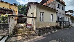 Terreno Com Casa No Centro De Paracambi Para Venda