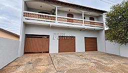 Casa à Venda E Locação Na Vila Brasil, Região Central De Londrina