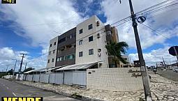 Apartamento No Geisel Com 2 Quartos, Sendo 1 Suíte E Varanda.