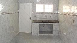 2 Quartos , Quintal , Garagem Coberta. Não Paga Condomínio E Iptu