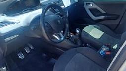 Peugeot 208 2014
