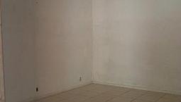 Quarto Com Entrada Independente