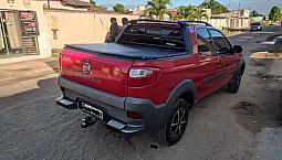 Vende Se Um Fiat Strada Três Portas