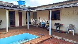 Casa À Venda, 2 Quartos, 4 Vagas, Osvaldo Rezende - Uberlândia/Mg - R$ 215.000,00
