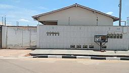 Alugo Um Belíssimo Apartamento No Jóquei Clube 
