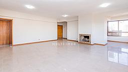 Porto Alegre - Apartamento Padrão - Petrópolis