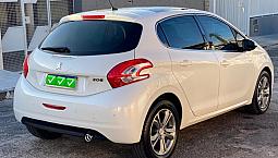 Peugeot 208 Griffe 2014 Manual