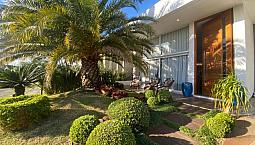 Casa De Condomínio Para Aluguel Possui 145 Metros Quadrados Com 3 Quartos