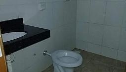 Casa Com Barracão 320 Mil