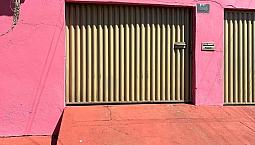 Alugo Casa 