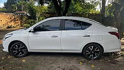 Nissan Versa Unique 1.6 16v Flex 4p Mec. 2016