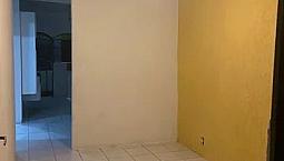 Casa No Ribeiro 2 Quartos E Garagem