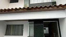 Sobrado Para Aluguel Tem 80 Metros Quadrados Com 3 Quartos Em Dom Avelar - Petrolina - Pe