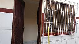 Alugo Casa  600.00