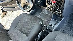 Fiat Uno Economy Celeb. 1.4 Evo F. Flex 8V 4P 2012