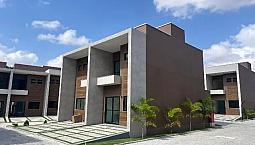 Casa Com Dois Suítes Na Maraponga -86M²