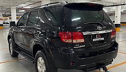 Toyota Hilux Sw4 Srv D4-D 4X4 3.0 Tdi Dies. Aut 2006